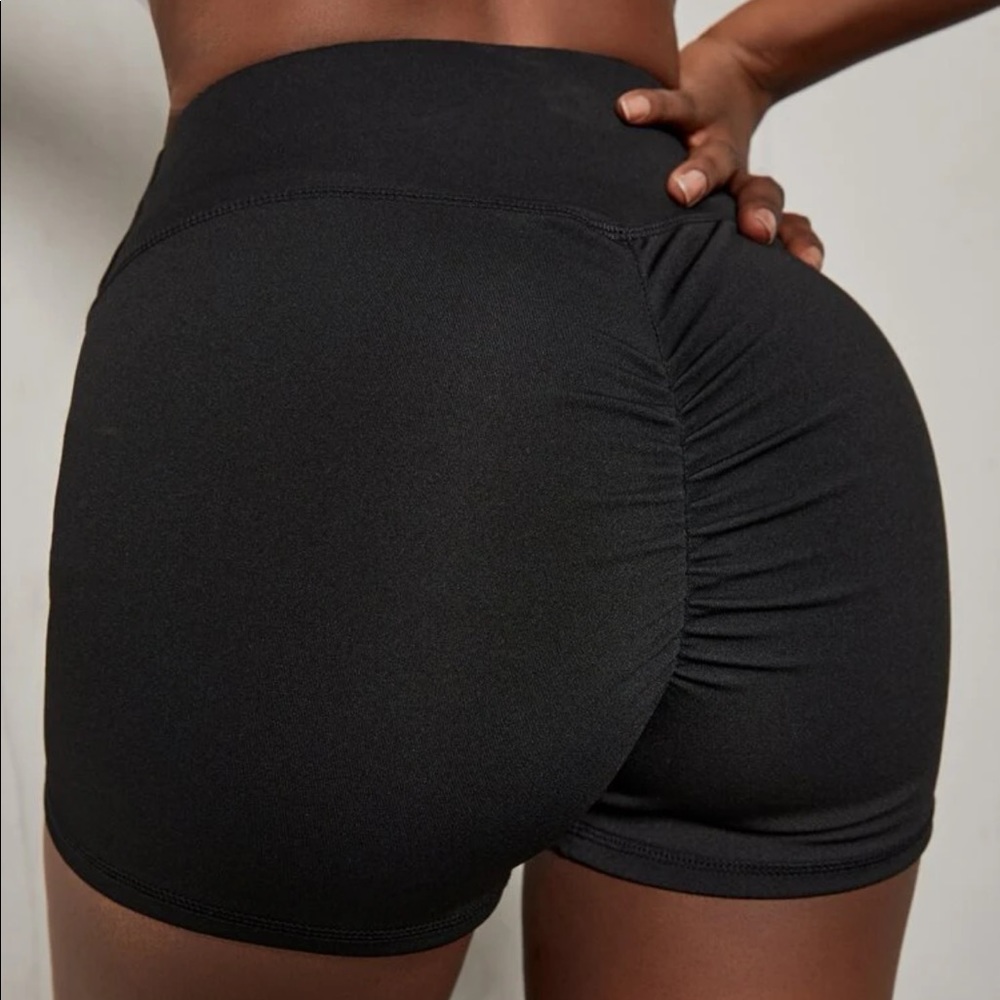 Shein scrunch butt biker shorts
